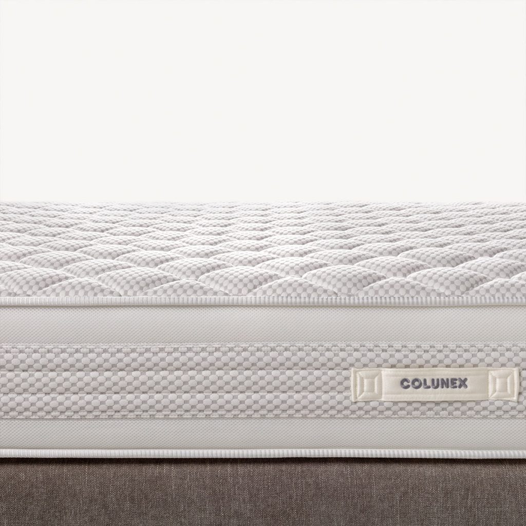 Colchão Colunex Eco Life, vista lateral com a etiqueta Colunex