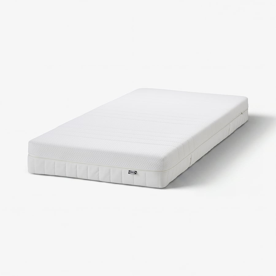 Colchão IKEA ÅKREHAMN de espuma em fundo branco