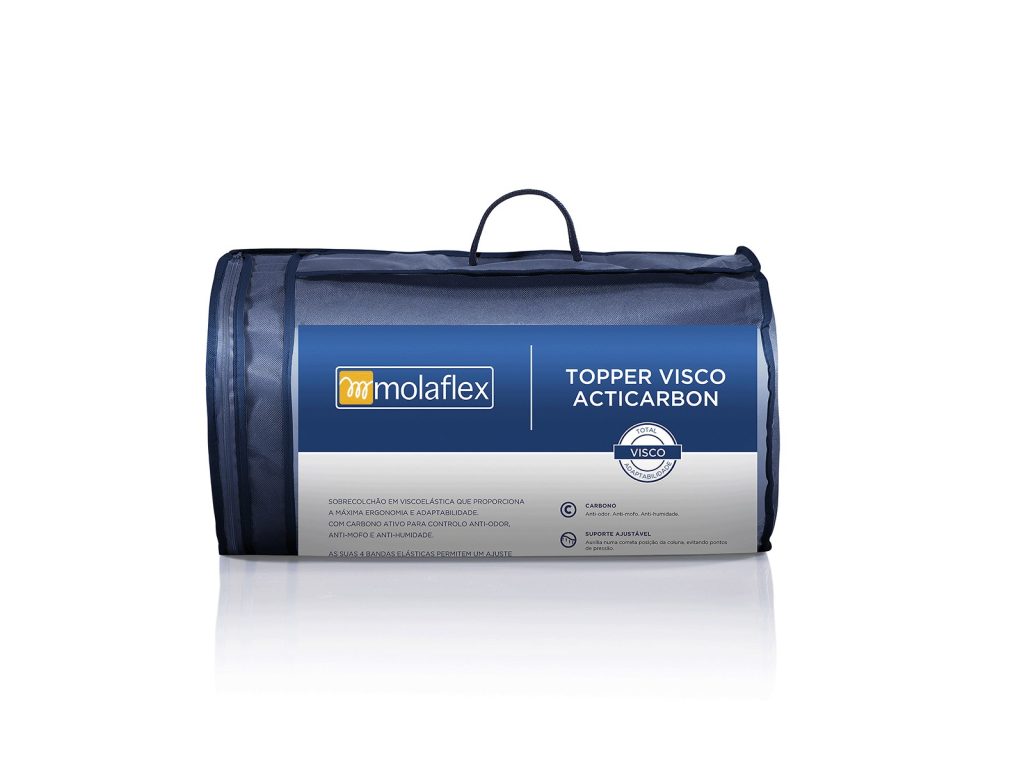 Molaflex Topper Visco Acticarbon na embalagem de transporte com pega