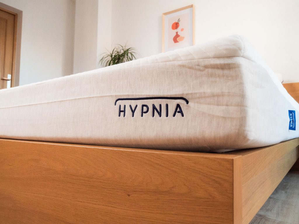 Canto do Slome Híbrido Original com o logótipo Hypnia bordado