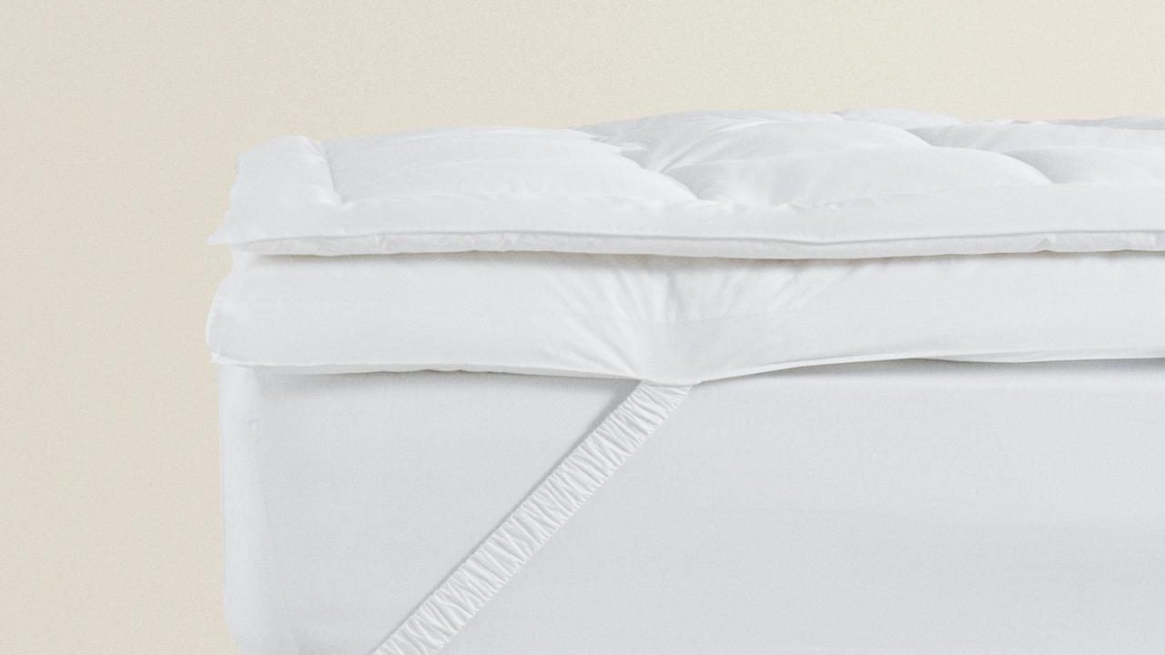 Zara Home Topper de Colchão com Penugem